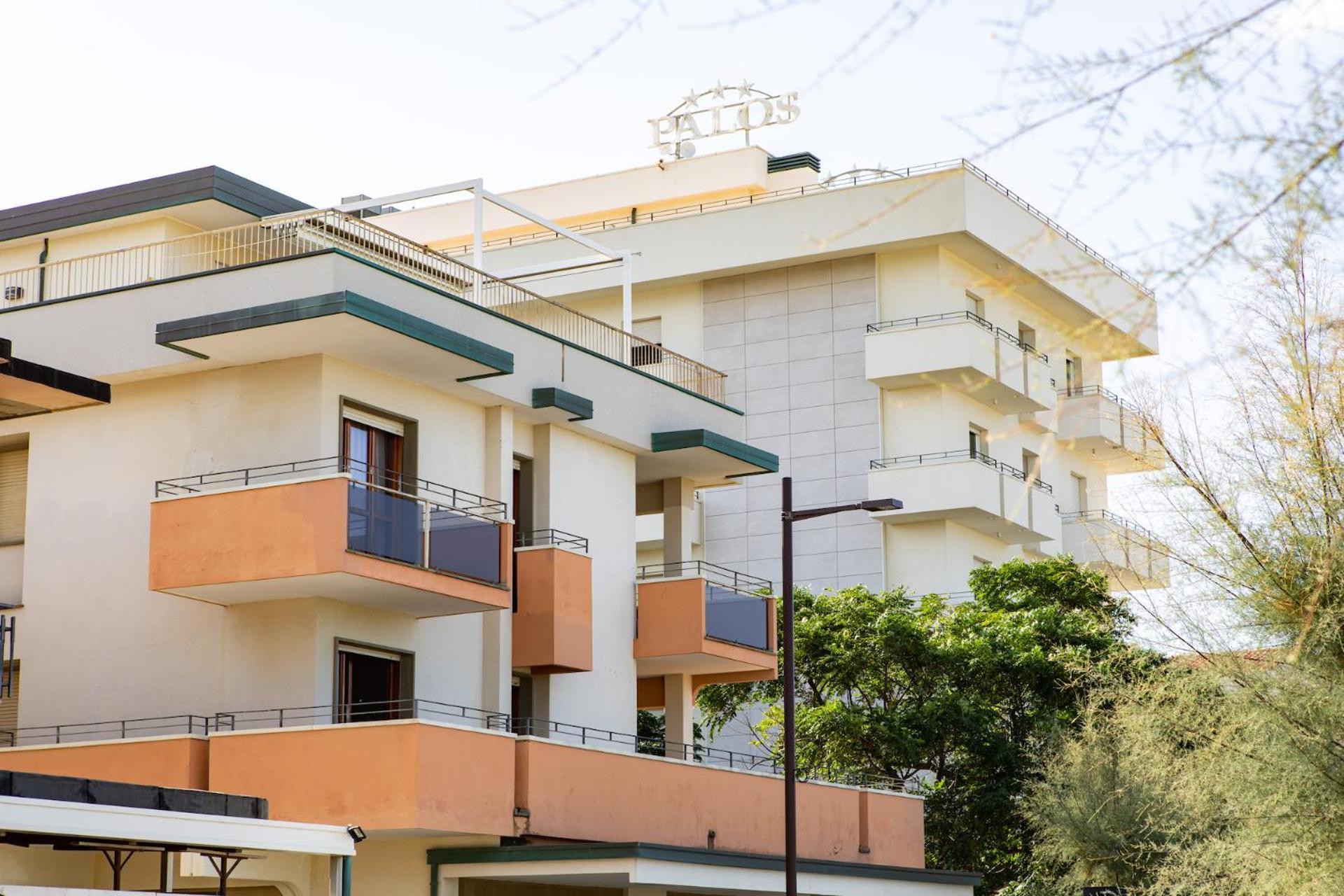 Palos Hotel 3*